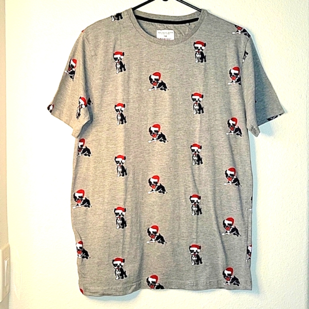 Denim & Flower Men's Short Sleeve Holiday Pugs graphic T-shirt, M, Grey NWOT
